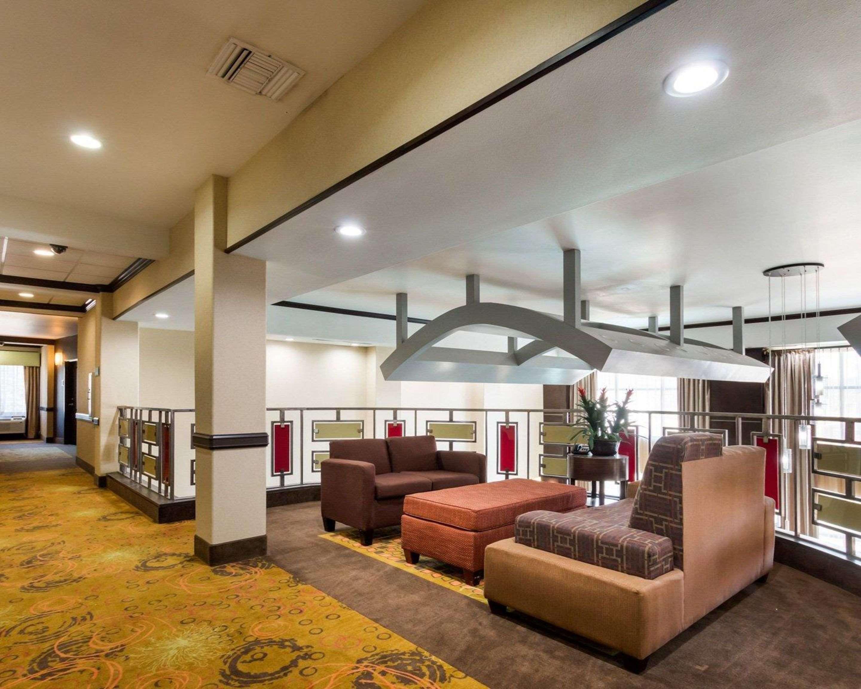 Baymont By Wyndham Jewett Hotel Exterior photo