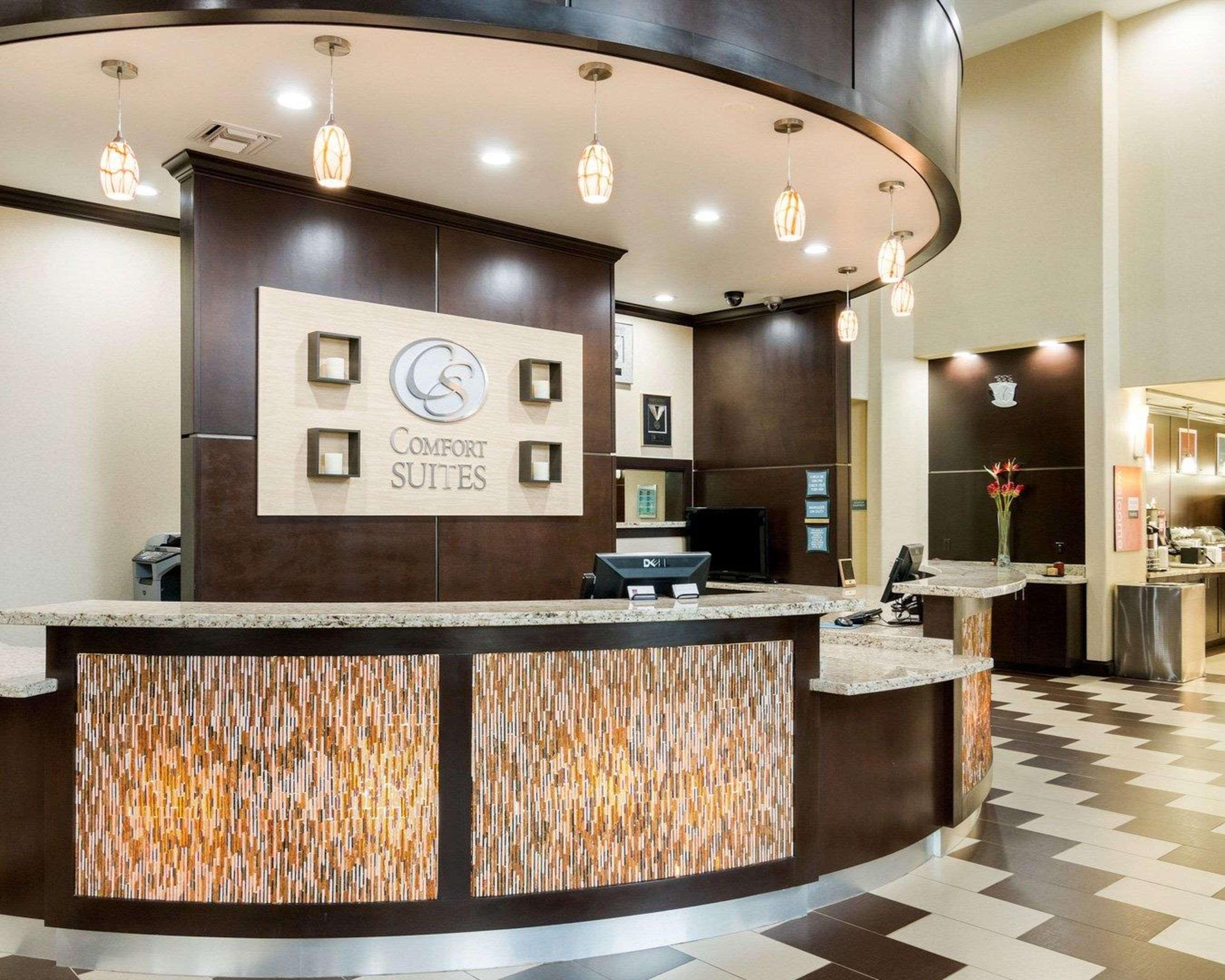 Baymont By Wyndham Jewett Hotel Exterior photo