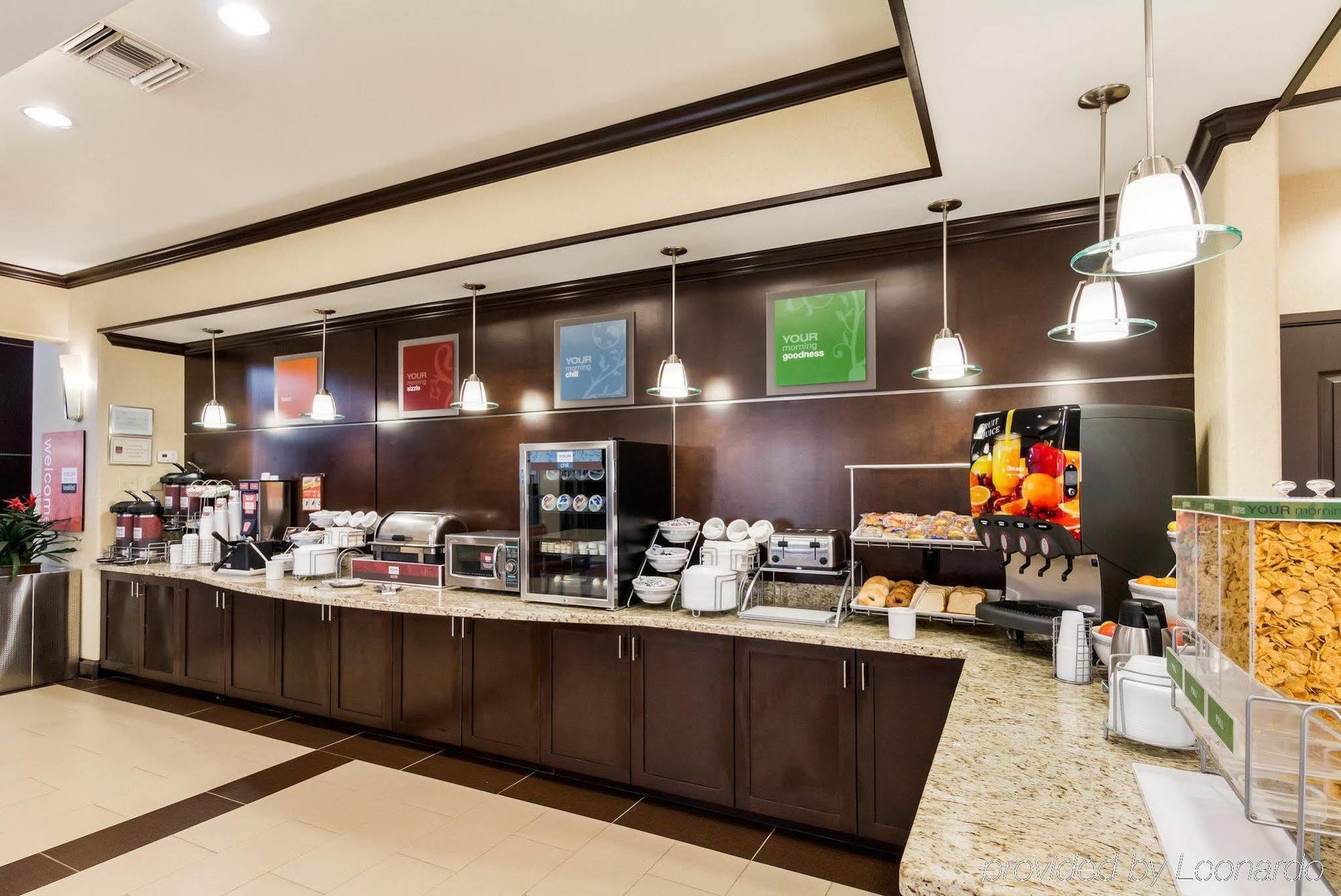 Baymont By Wyndham Jewett Hotel Exterior photo